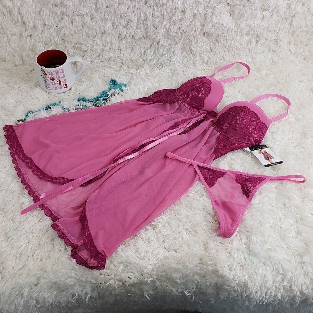 French Affair M Fuchsia Lace Mesh Babydoll & V-string Medium Lined  Bra